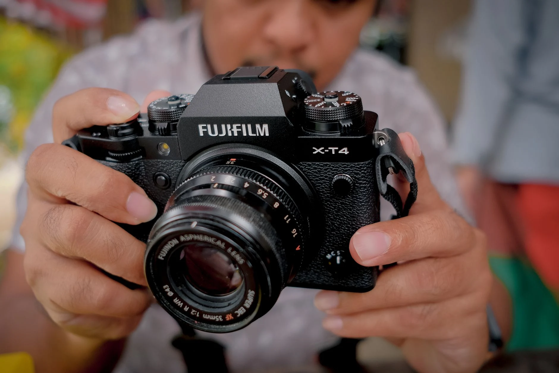 Guide complet du Fujifilm X-E4 : performances et accessoires